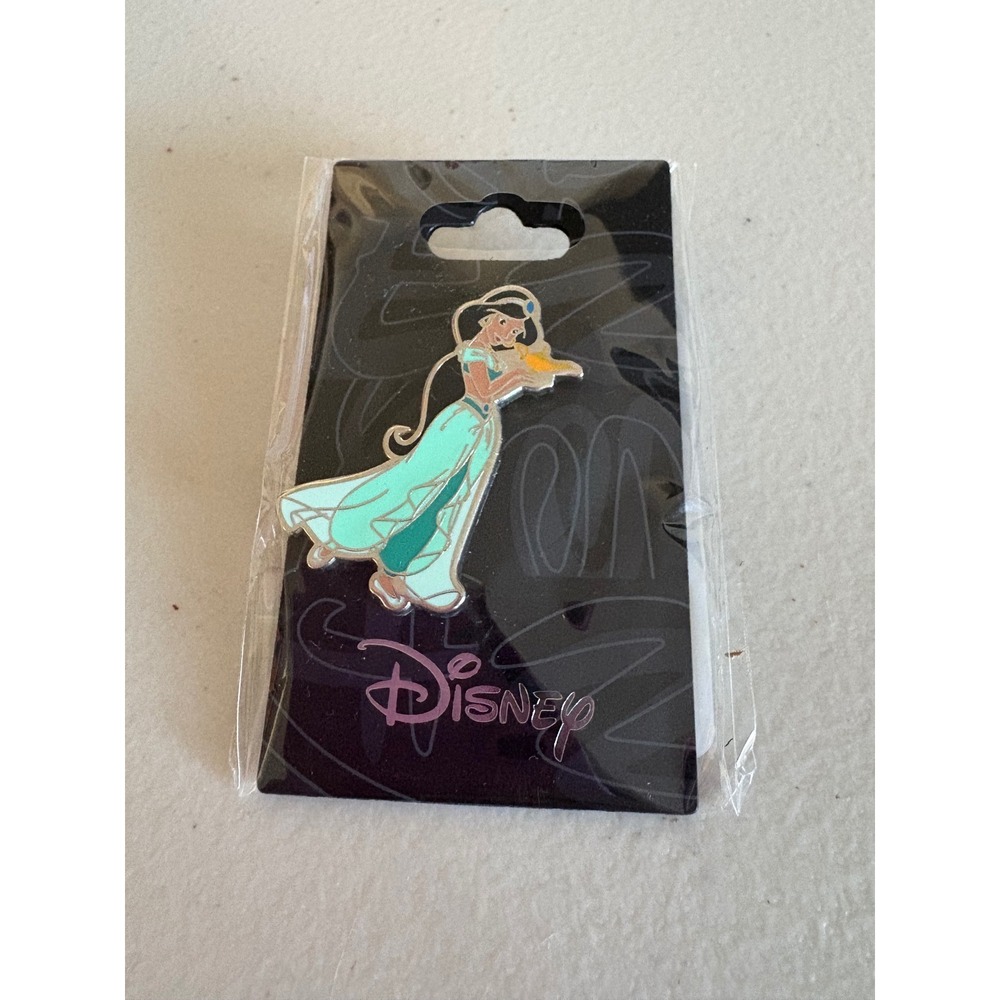 Disney Aladdin Jasmine Pin Magic Lamp Mint Green Dress Collectible‎ New